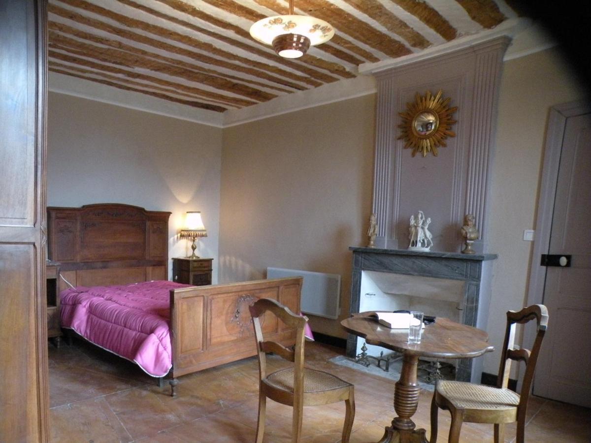 Bed & Breakfast Chateau Du Terrail